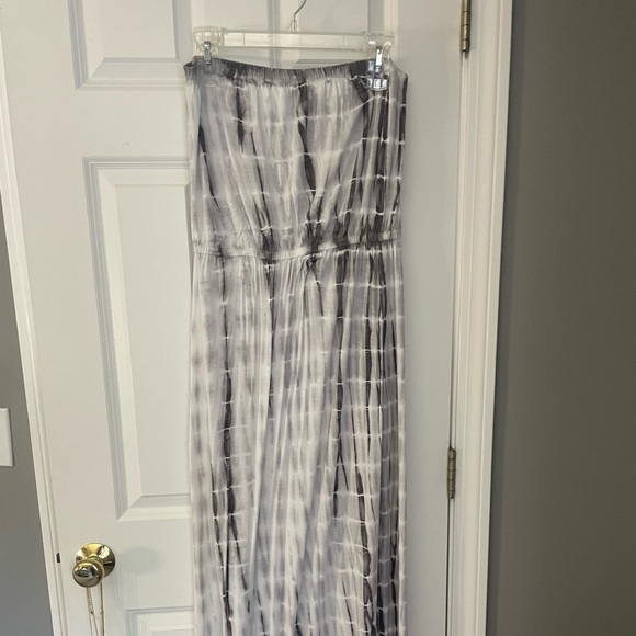 Strapless Maxi Dress - Picture 2 of 3